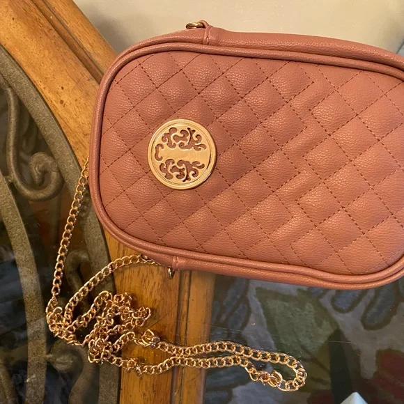 5 purse lot! - Picture 9 of 9